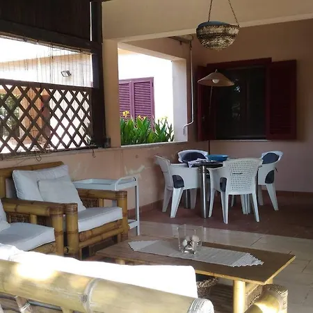 Casa Indipendente Nel Salento A *